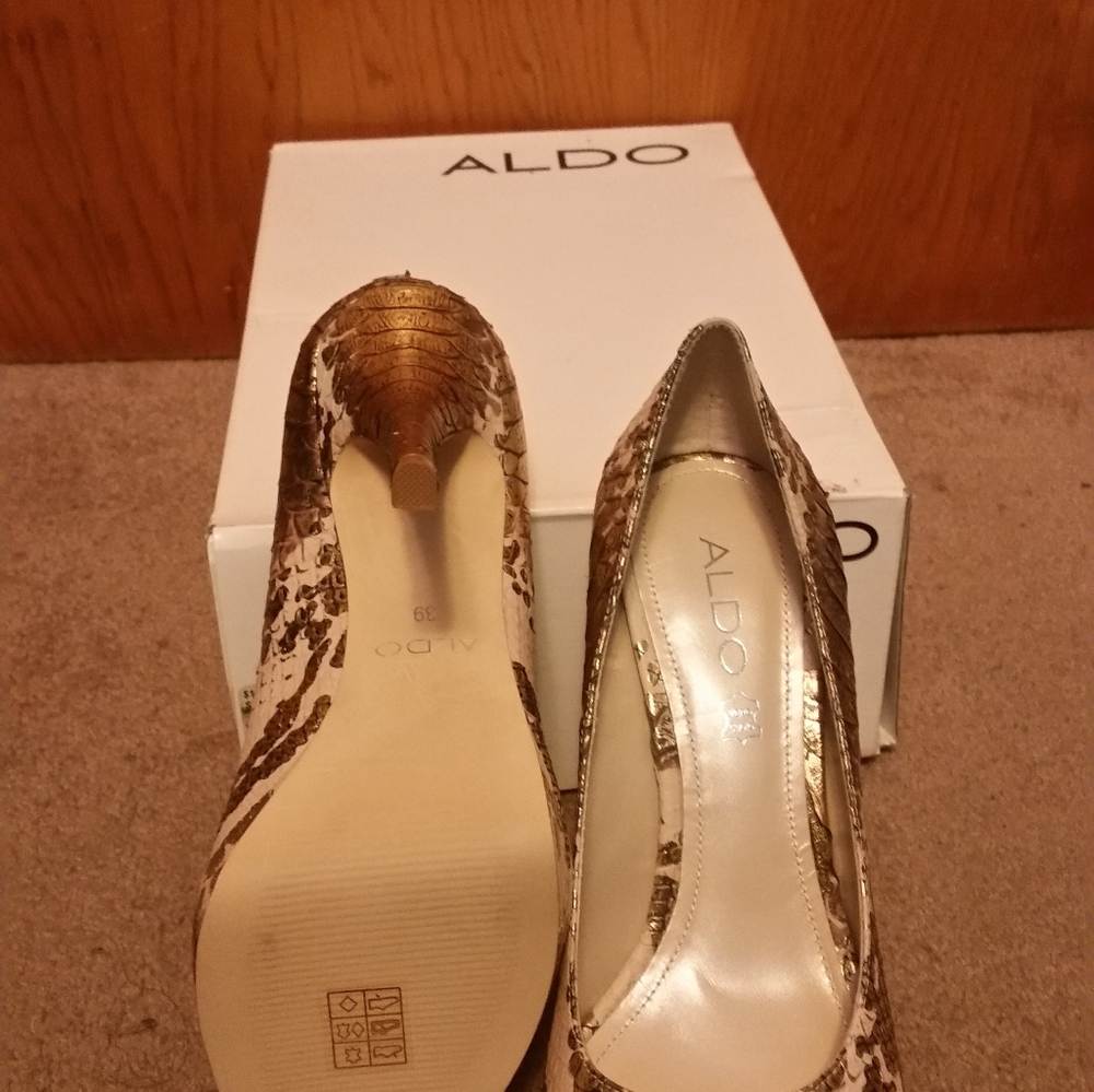 4' heels